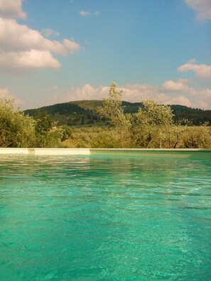 Alberca al aire libre 
