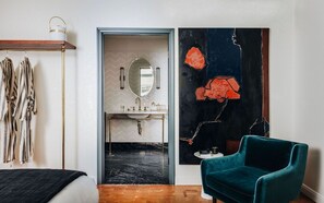 Blackout curtains, free WiFi, wheelchair access