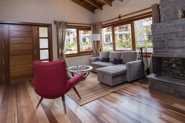 Luxury Suite, Multiple Beds, Non Smoking, Hot Tub