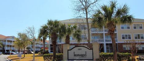 Apartment, Multiple Beds | Front of property