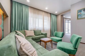 Suite, 1 King Bed, Non Smoking, Balcony (with Sofabed) - Best Western Tbilisi City Center (Tbilisi)