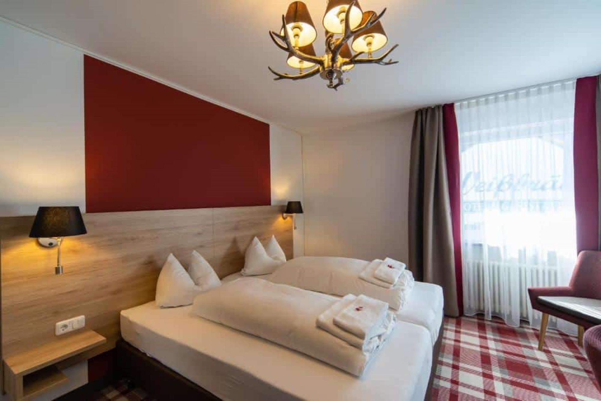 double room | desk, blackout curtains, iron/ironing board, free wifi