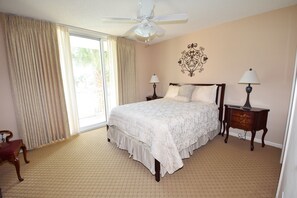 Condo, Multiple Beds (207 North Tower)