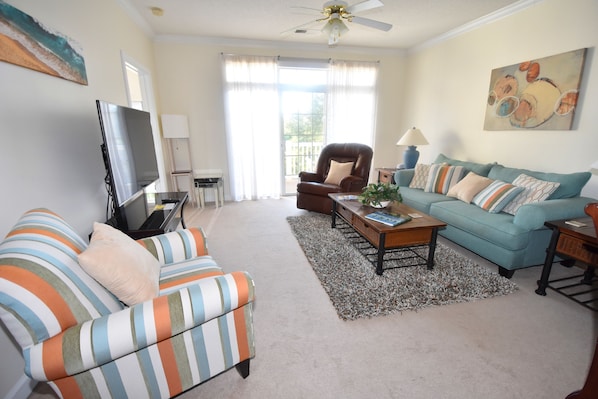 Condo, Multiple Beds (822 Cypress Bend) | Living area