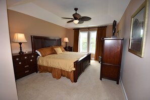 Apartment, Multiple Beds