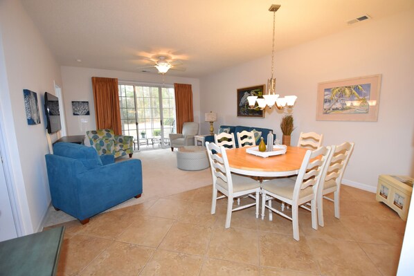 Condo, Multiple Beds (712 Ironwood) | In-room dining