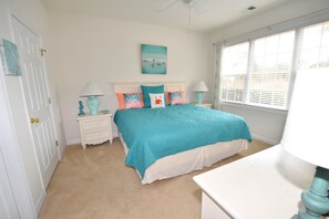 Bloc d'apartaments, diversos llits (712 Ironwood) | 2 dormitoris, planxa i posts de planxar, wifi gratuïta i roba de llit 