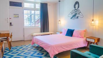 Minibar, individually decorated, individually furnished, blackout drapes