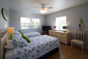 2 bedrooms, iron/ironing board, free WiFi, bed sheets