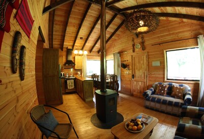 Cozy Cabin By The River. A place to relax and enjoy nature!!!