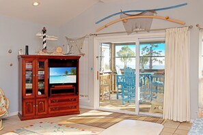 TV - Pool, Gulf Front, Great Views ~ Gulfside GEM (Indian Pass)