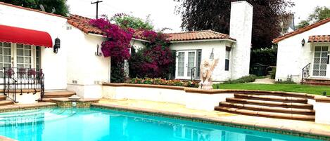 Alberca al aire libre