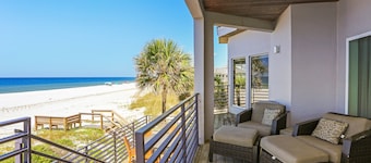 Modern Beach Look, Beach Front, Screened Private Pool, North Cape San Blas