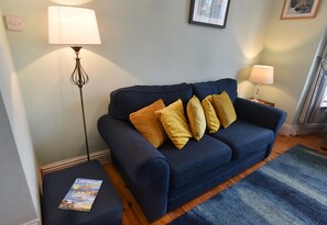 Smart-tv, een open haard, Netflix en een dvd-speler