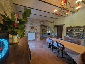 Dining - Charming 16th-century country house, in Ardèche, with views of the Cévennes. (Chassiers)