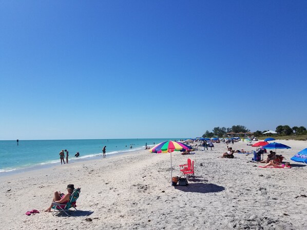 Sun-loungers, beach towels