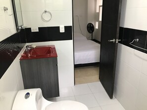 Family Apartment, 1 Bedroom | Bathroom