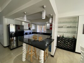 Deluxe Apartment | Private kitchen
