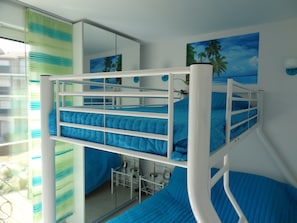 2 Schlafzimmer, Bügeleisen/Bügelbrett, Reisekinderbett, kostenloses WLAN