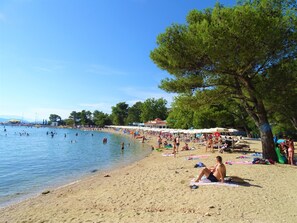 Beach - Villa in Crikvenica, sea view, pool, close to the beach (Crikvenica)