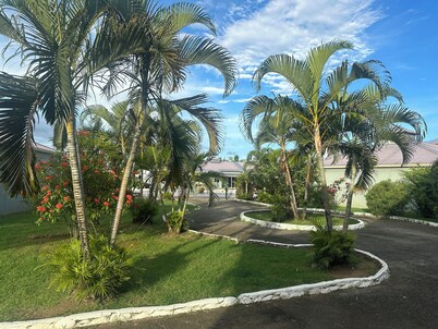 Fun World Plaza Hotel