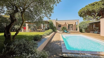 Piscine extérieure