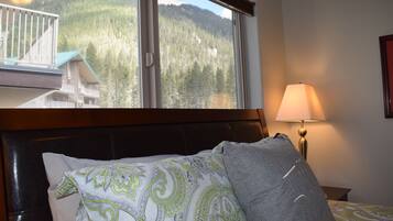 2 soverom, strykejern/-brett, wi-fi (inkludert) og sengetøy