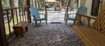 Montgomery Run cabin located in a secluded wooded area close to Clearfield, PA