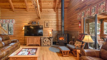 Smart TV, chimenea, videojuegos y reproductor de DVD