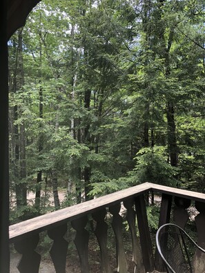 Property grounds - The main lodge at Jay (Jay)