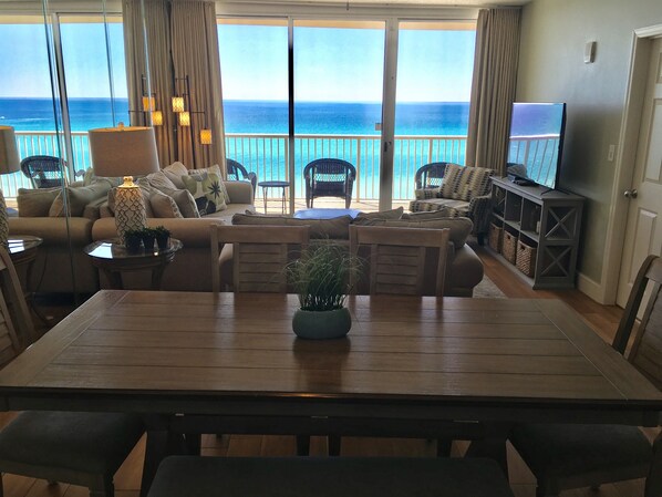 Smart TV, DVD player, books