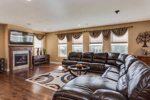 Smart TV, fireplace, video games, DVD player