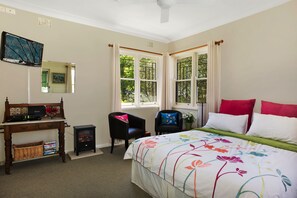 Comfort-Ferienhaus, 1 Queen-Bett, Gartenblick (The Priest's Cottage) | Schallisolierte Zimmer, Bügeleisen/Bügelbrett, kostenlose Babybetten