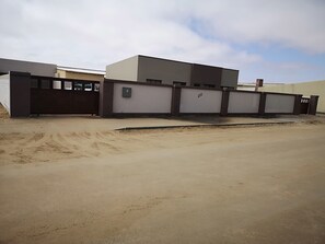 Exterior detail - Tuvawa Luxury Suites (Walvis Bay)