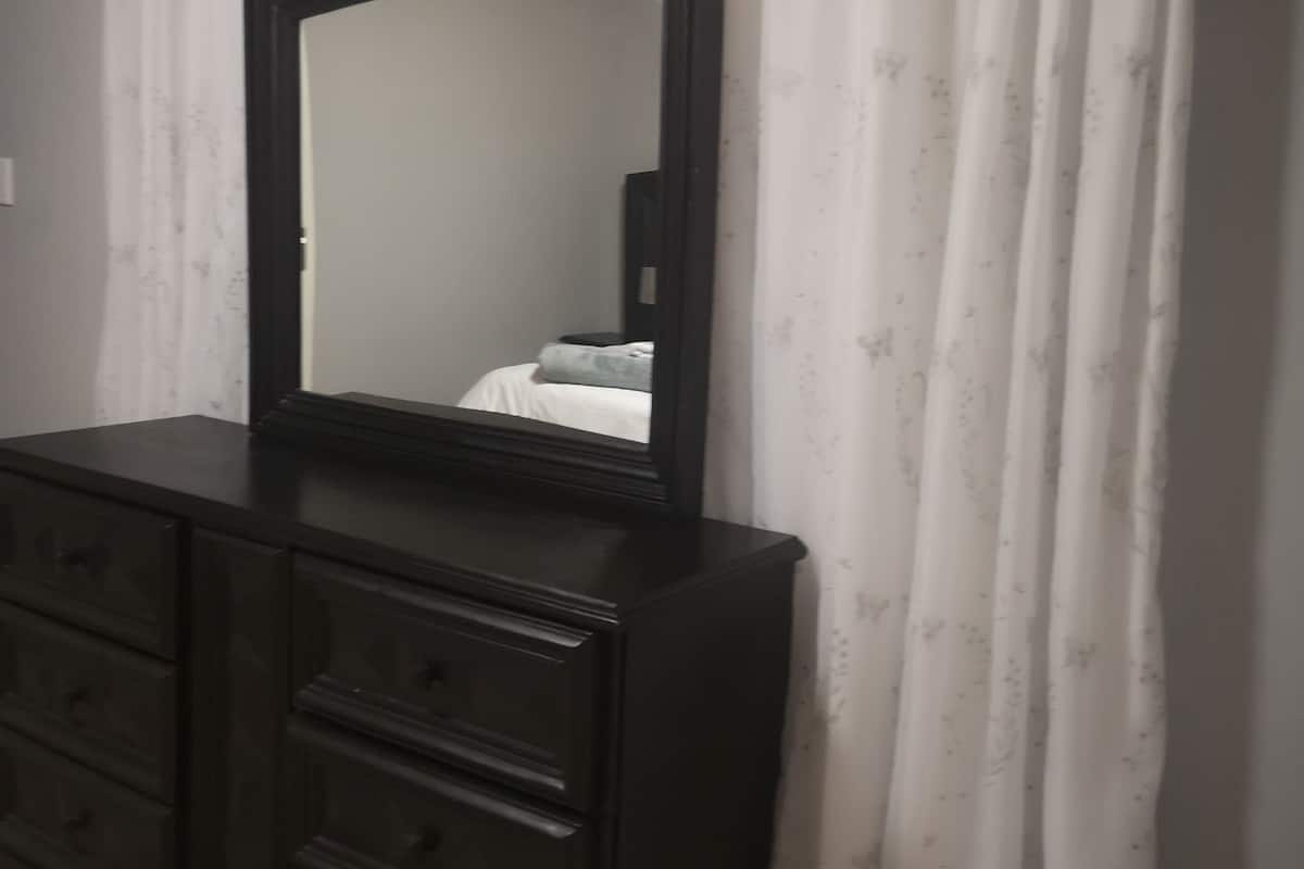 Luxury Apartment, 2 Bedrooms, Non Smoking, Garden View | Premium bedding, iron/ironing board (on request), free WiFi