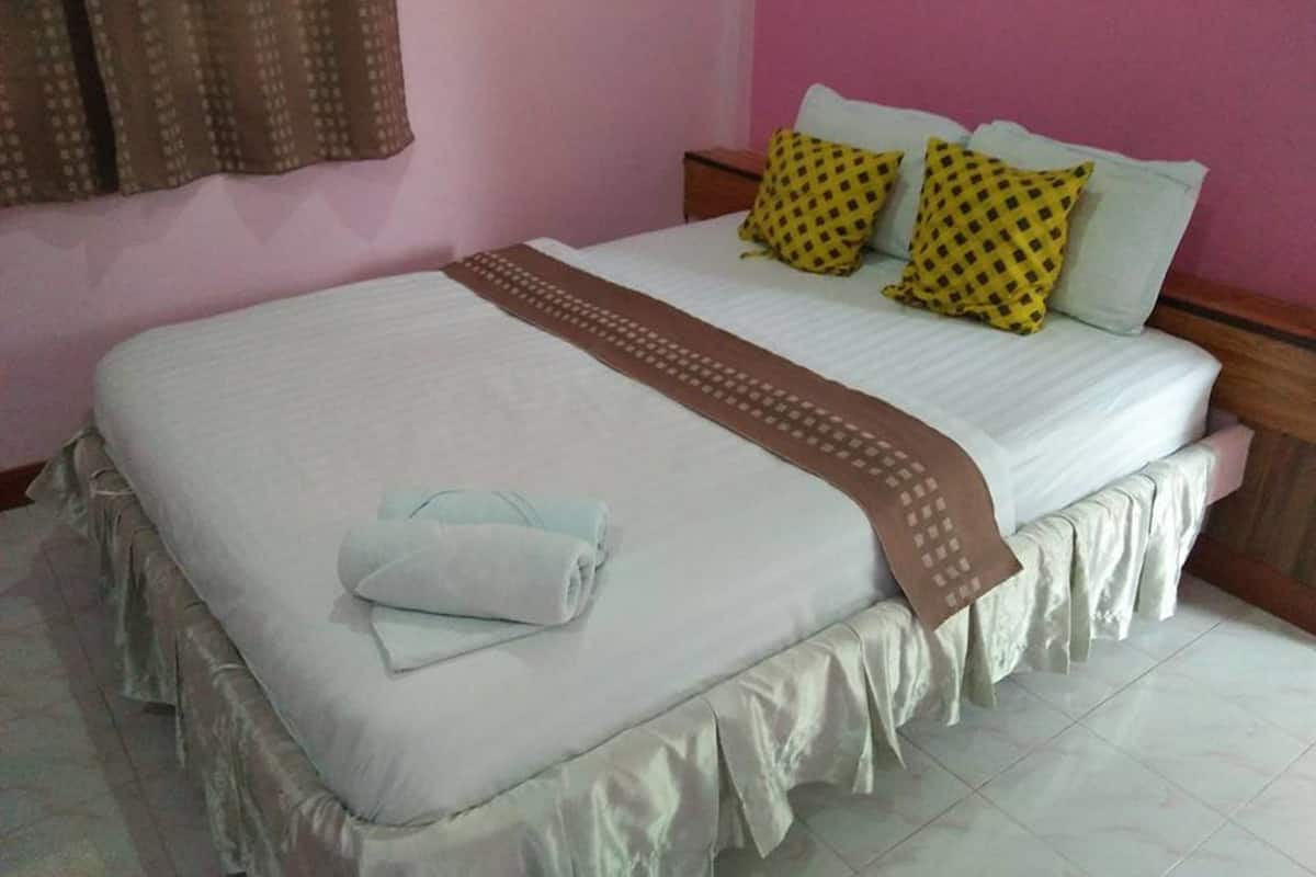 Standard Double Room, 1 Double Bed, Non Smoking | Free WiFi