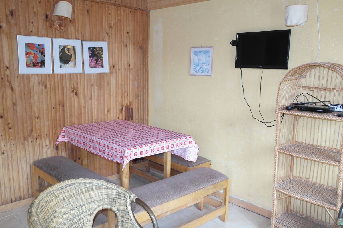 Familiehytte, 2 soverom, privat bad (5 pax) | Individuelt dekorert, individuelt innredet og sengetøy