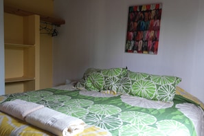 Family Cabin, 3 Bedrooms, Accessible, Private Bathroom (6 pax)