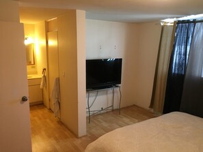 Classic Condo, Multiple Beds, Non Smoking | 2 bedrooms, desk, iron/ironing board, free WiFi - Tijuana Zona Rio Apartment (Tijuana)