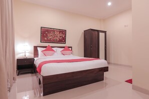 Chambre Double Standard | Bureau, Wi-Fi gratuit, draps fournis