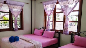 Deluxe House, 1 Bedroom (Tuktan 2) | WiFi (free), bed sheets - Ton Tawan resort (Ko Kood)