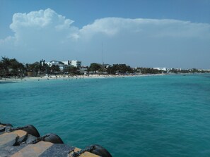 Liegestühle, Strandtücher