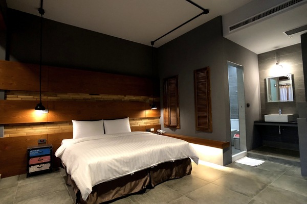 Habitación estándar doble (206) | Escritorio, sistema de insonorización, camas supletorias y wifi gratis