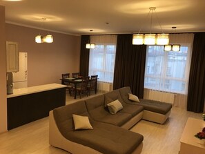 Apartment, 1 Bedroom | Living area