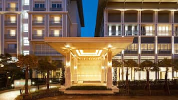 Front of property – evening/night