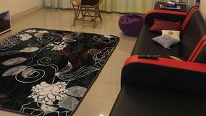 Room, 1 Queen Bed, Private Bathroom | Living room - Covellia (Kuala Lumpur)