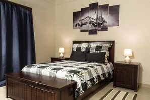 Desk, cots/infant beds, free WiFi, bed sheets - Haus Mopanie (Tsumeb)