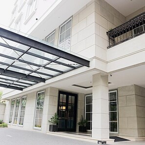 Exterior detail - Shalva Jakarta (Jakarta)
