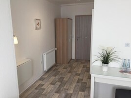 Doppel- oder Zweibettzimmer