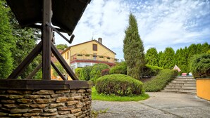 Front of property - Penzion Pod Zvonem (Zborovy)